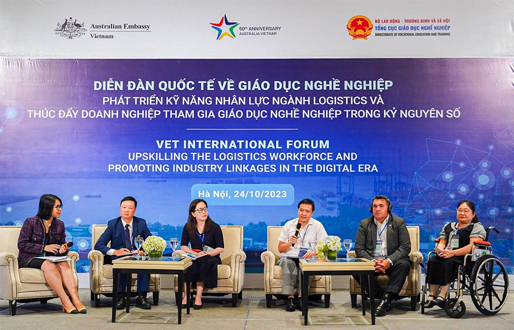 Promoting vocational education in logistics