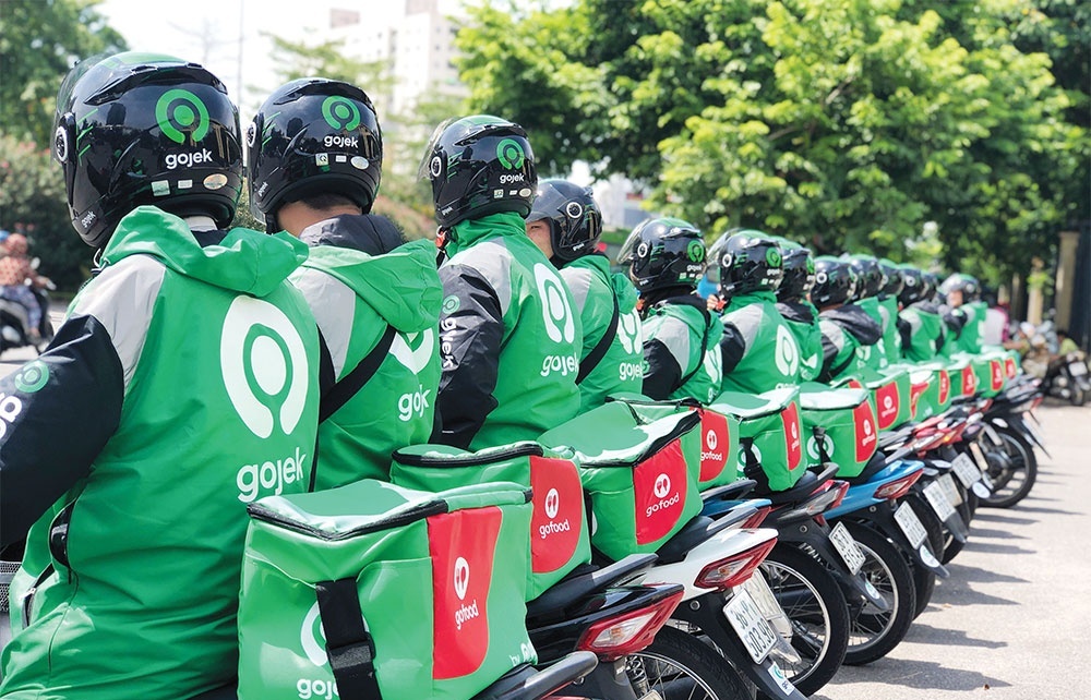 Participants in food delivery bemoan hiked commissions