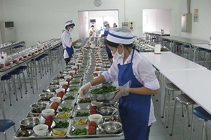 BaF sets foot in industrial catering