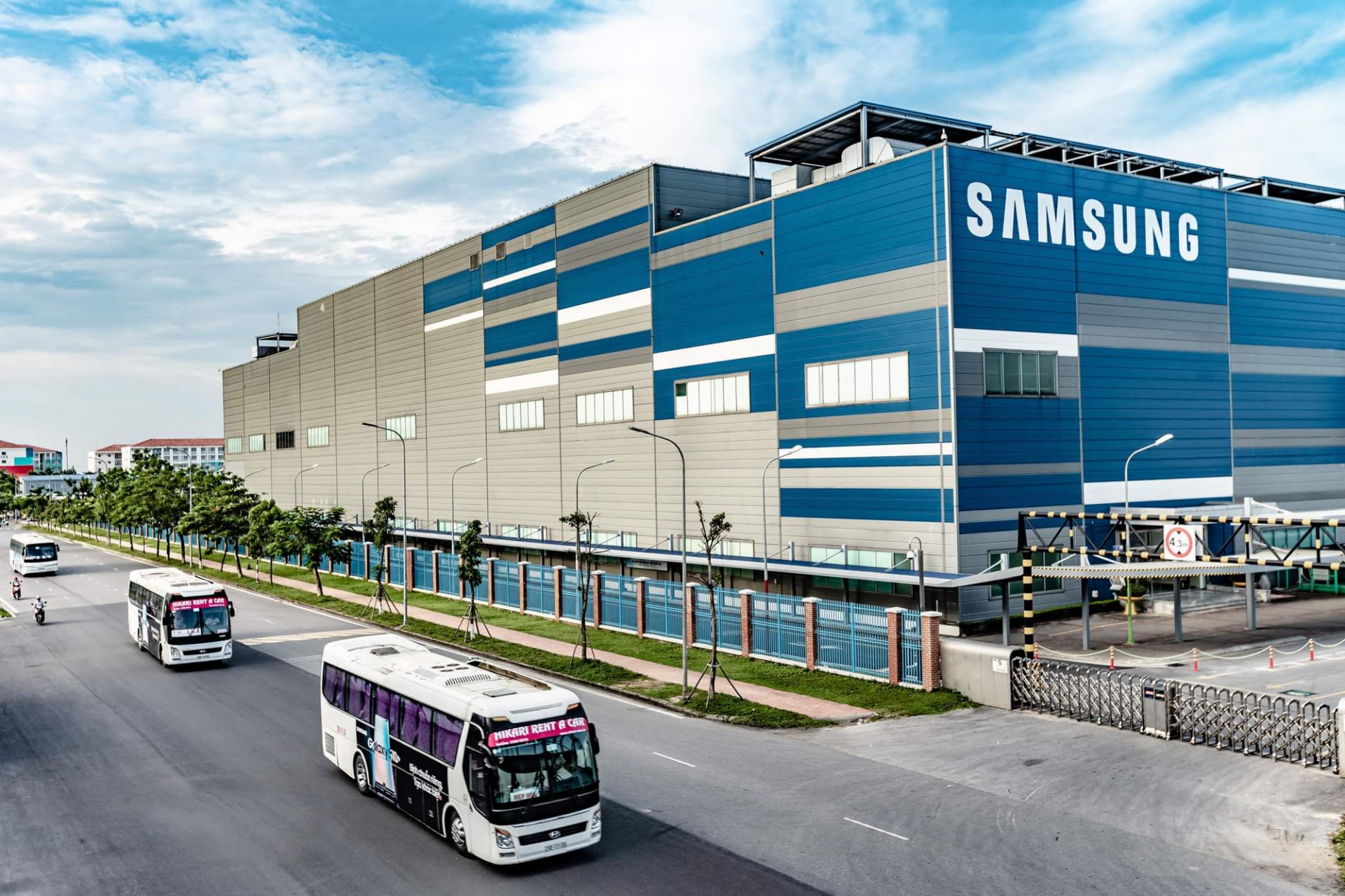 Samsung cements status as premier foreign investor in Vietnam