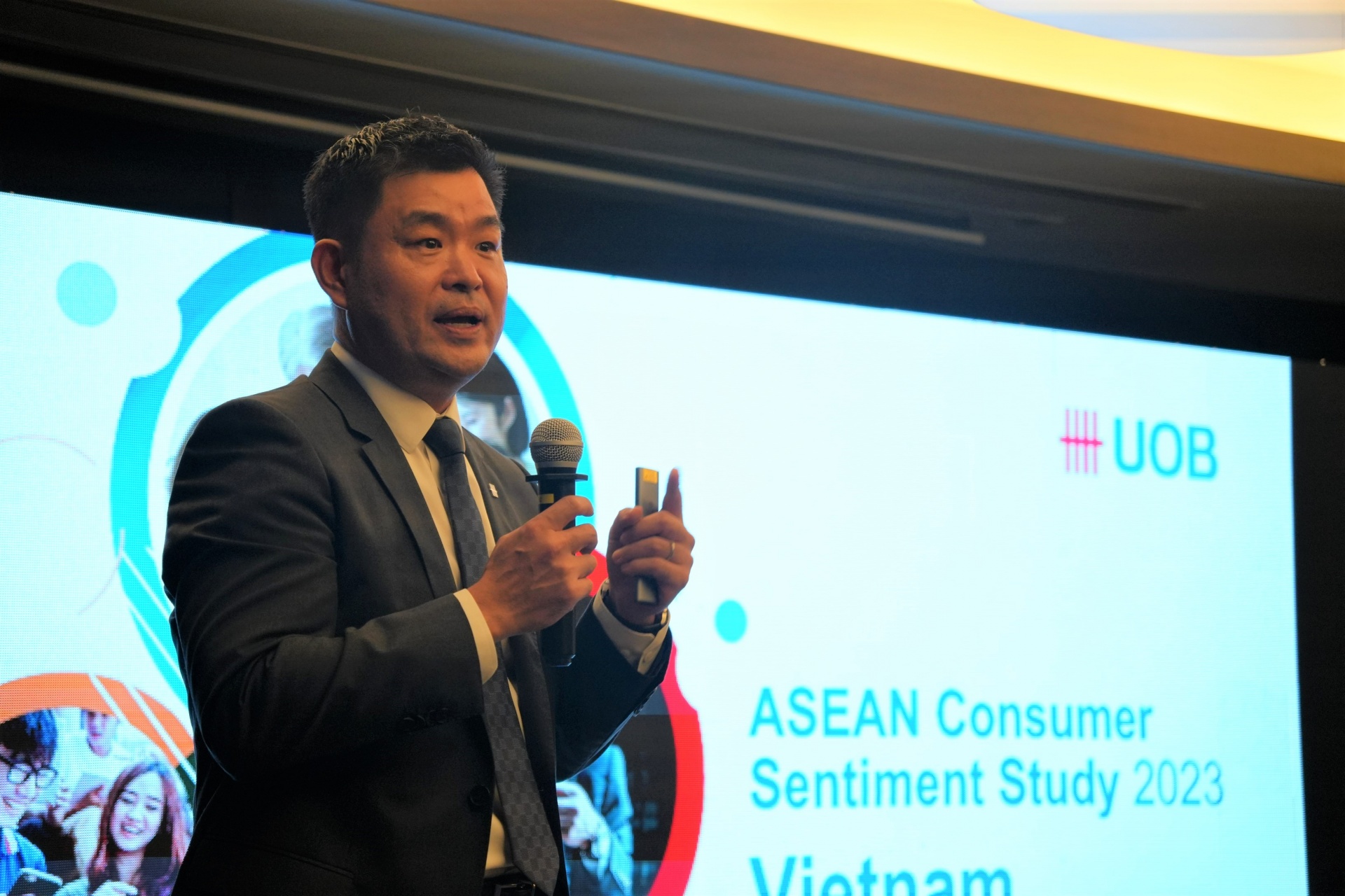 UOB releases flagship study on consumer sentiment
