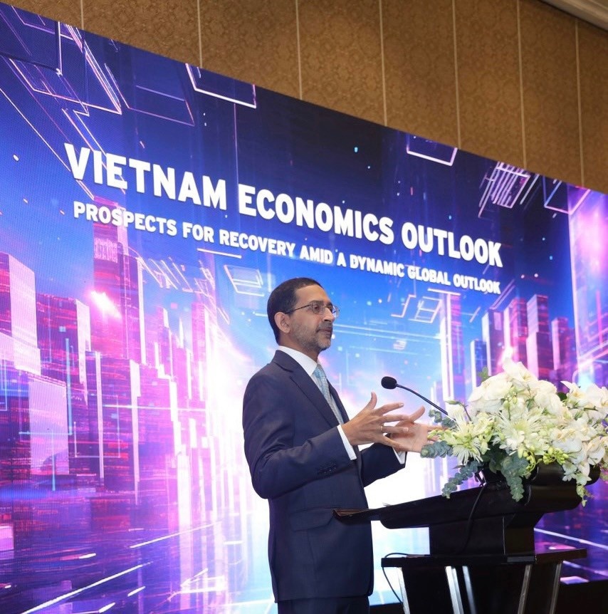 Vietnam's economy shows signs of recovery