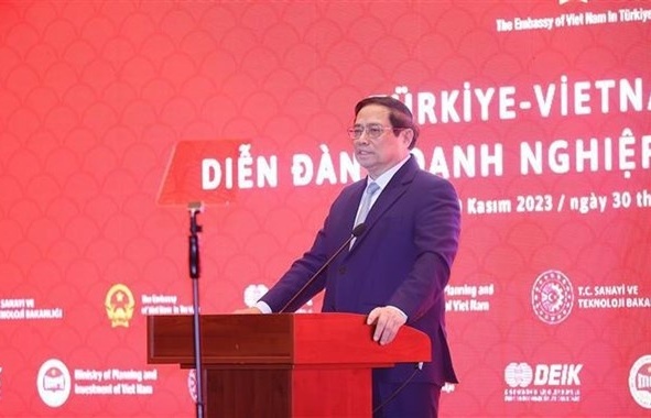 Prime Minister attends Vietnam-Türkiye business forum in Ankara