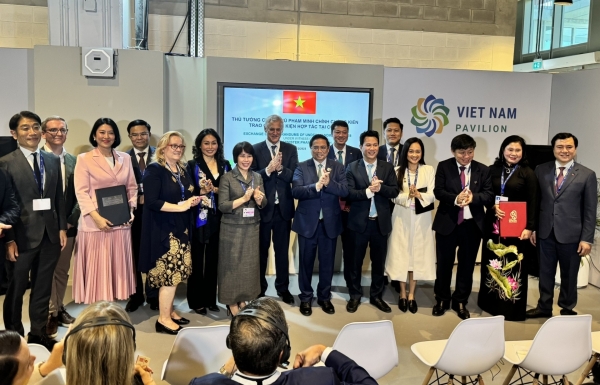 PAN Group and Standard Chartered Vietnam collaborate to implement ESG financial solutions - Vimarsana News