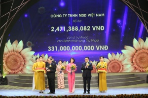 MSD Vietnam honoured with AmCham CSR award by US ambassador