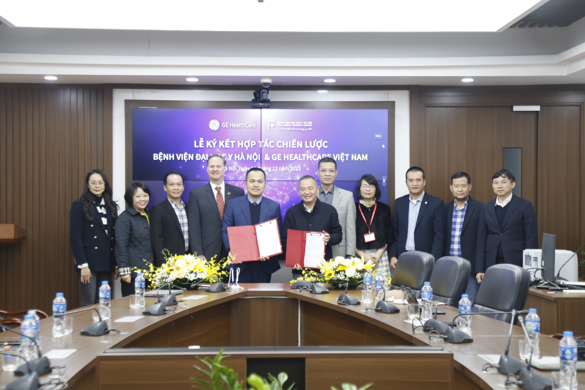 Hanoi Medical University Hospital and GE HealthCare sign MoU