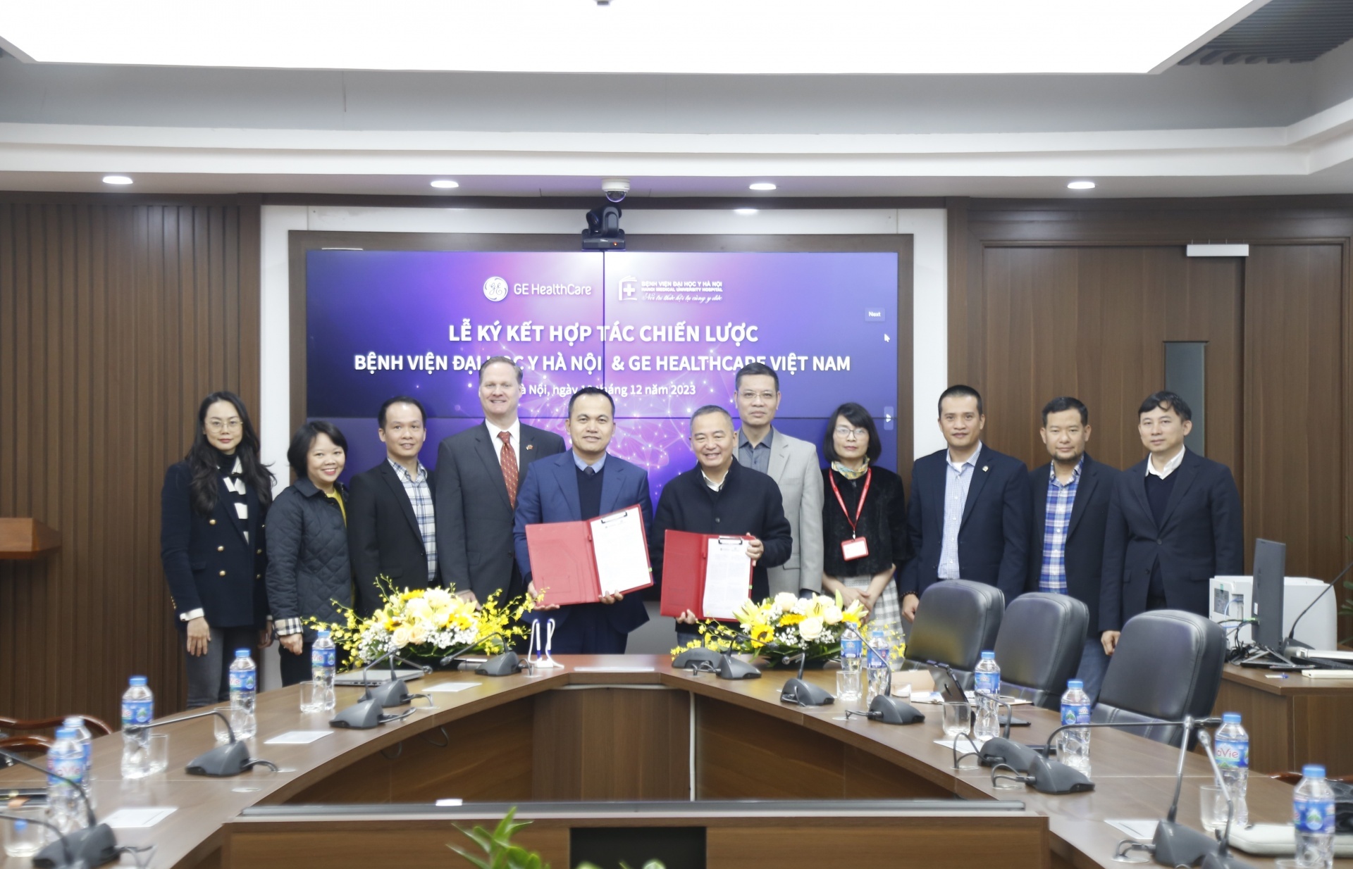 Hanoi Medical University Hospital and GE HealthCare sign MoU
