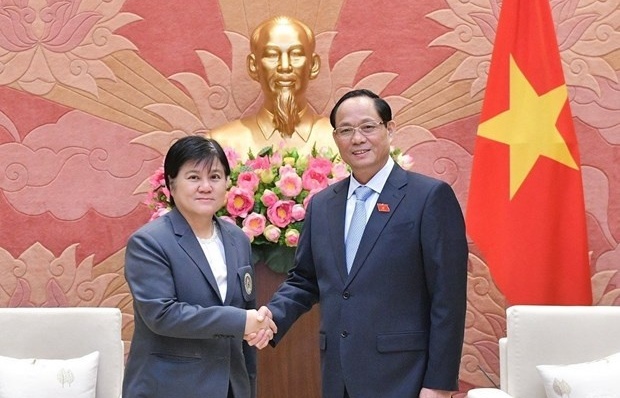 vietnam thailand forge educational cooperation