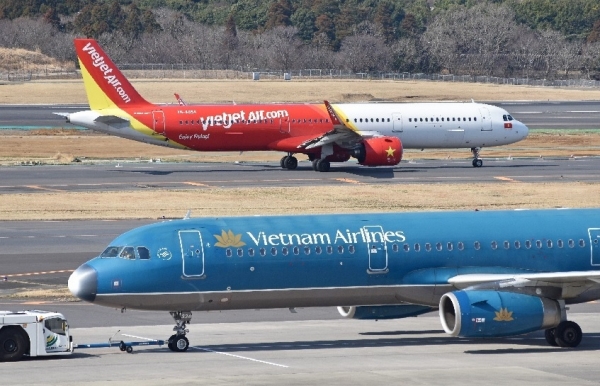 Vulnerable local airlines anticipate rebound in 2024 - Vimarsana News