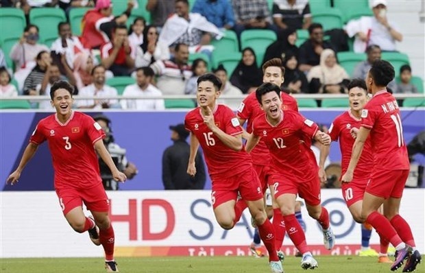 vietnam lose 2 4 to japan at afc asian cup opener