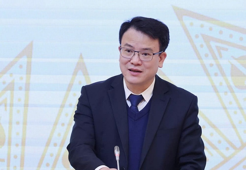 Deputy minister Tran Quoc Phuong share about the situation of attracting foreign investment in the first months of the year. Photo: MPI