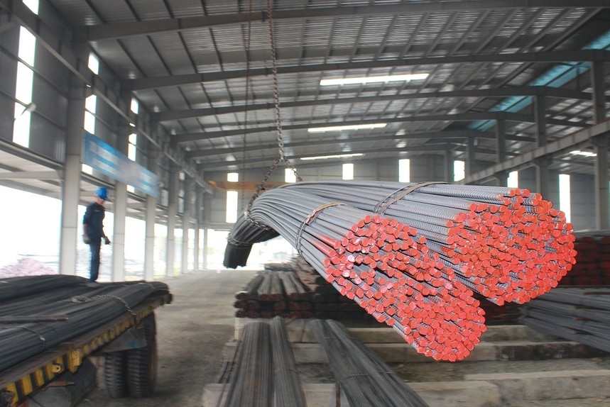 Steel sector set to recover later this year