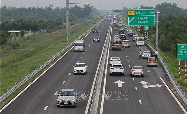 Government sets conditions for foreign motorised vehicles entering Vietnam