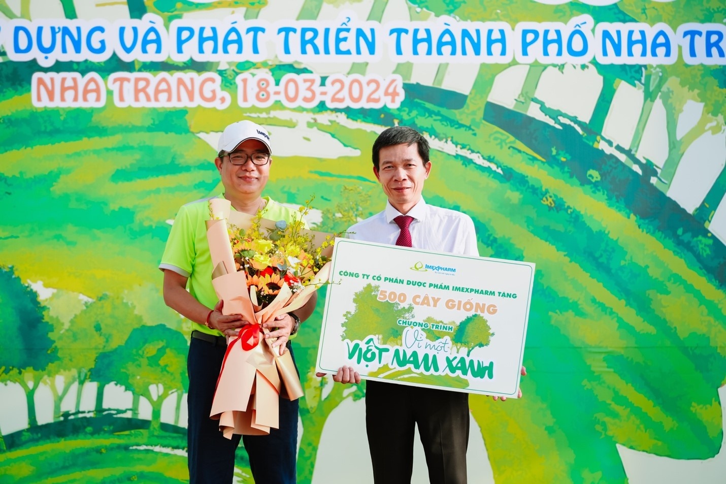 Imexpharm tham gia chiến dịch trồng một tỷ cây xanh của Việt Nam