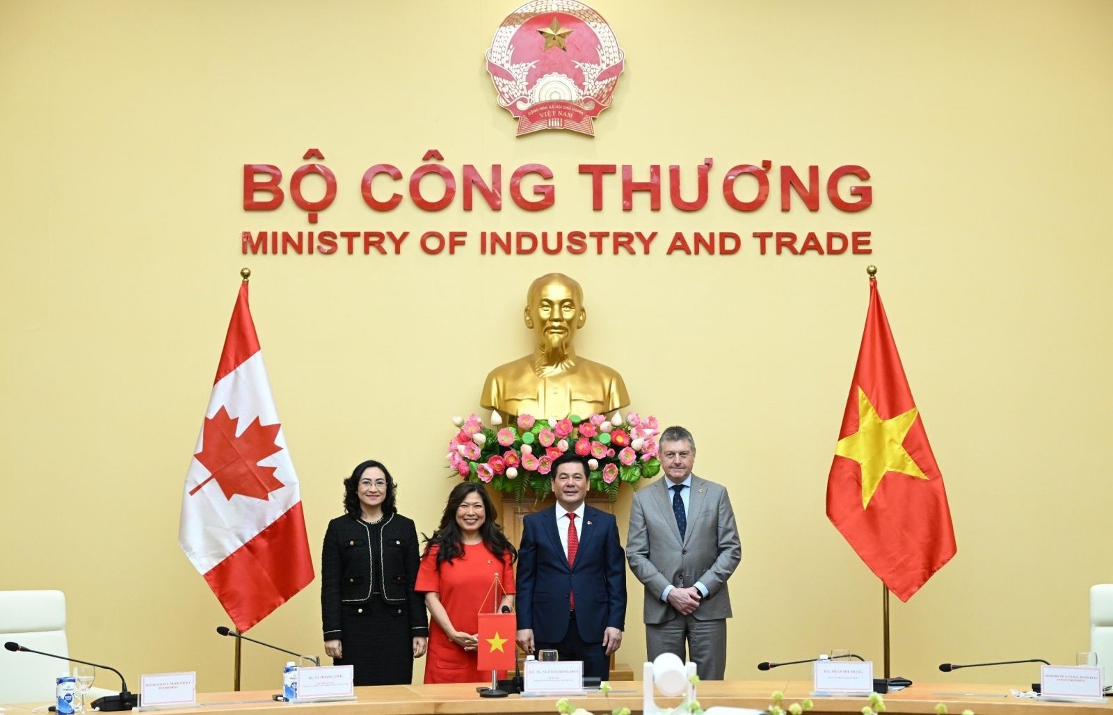 Canada favours Vietnam market