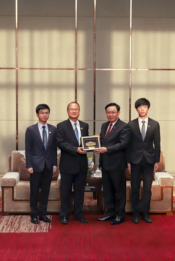 Sunwah Group intensifying its investment endeavors and concentrating on development of Vietnam's industrial parks