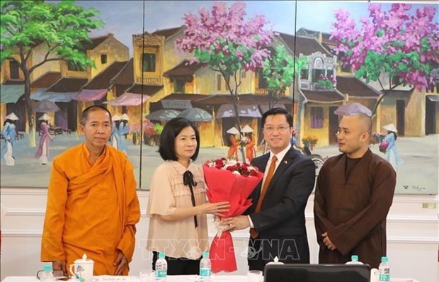 vietnamese community in india stays united contributes to homeland