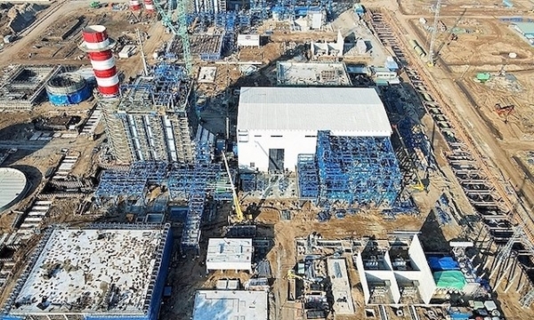 Negotiations over payment agreement for LNG power stuck in deadlock - Vimarsana News