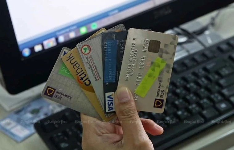 Thailand faces credit card default risks