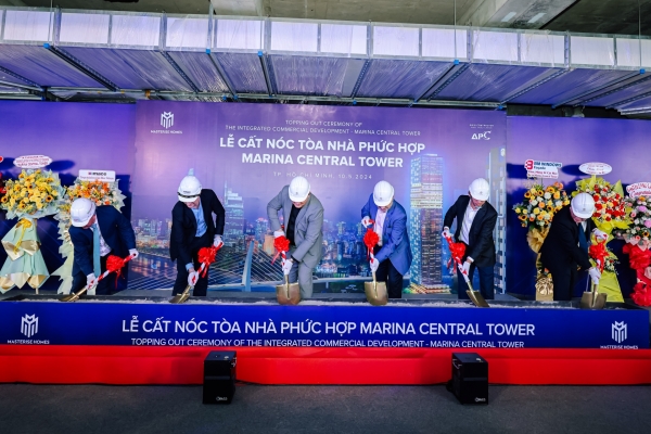 Masterise Homes tops out Marina Central Tower - Vimarsana News