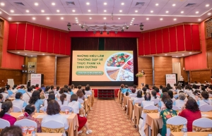 Acecook Vietnam raises food safety awareness