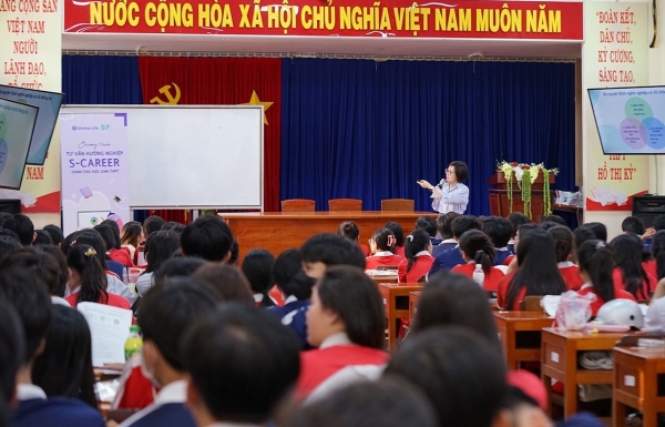 Shinhan Life Vietnam concludes successful career programme for students - Vimarsana News