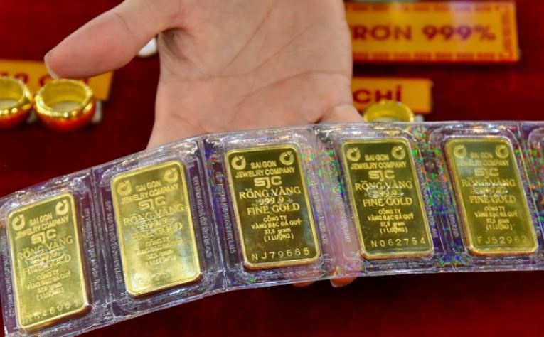 SBV gold auction sells 7,900 taels