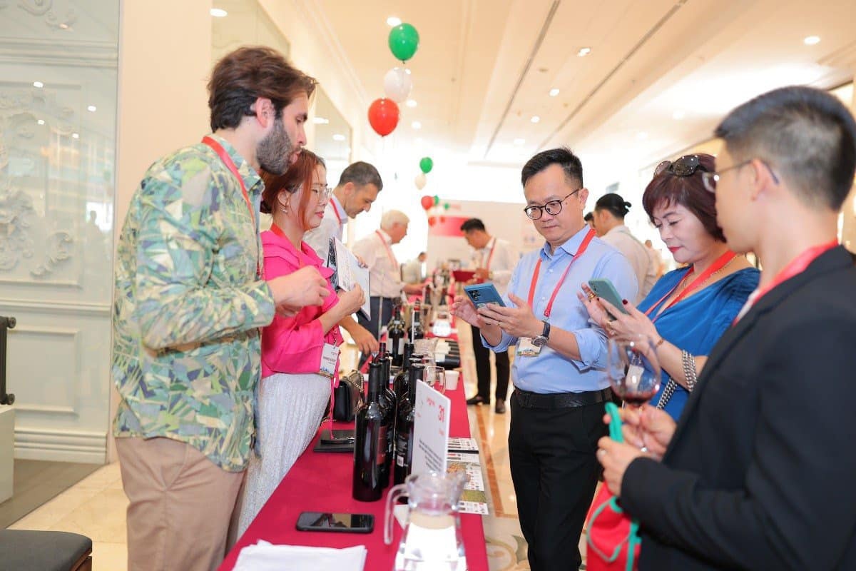 Top Italian Wine Roadshow 2024 brings experience and opportunity