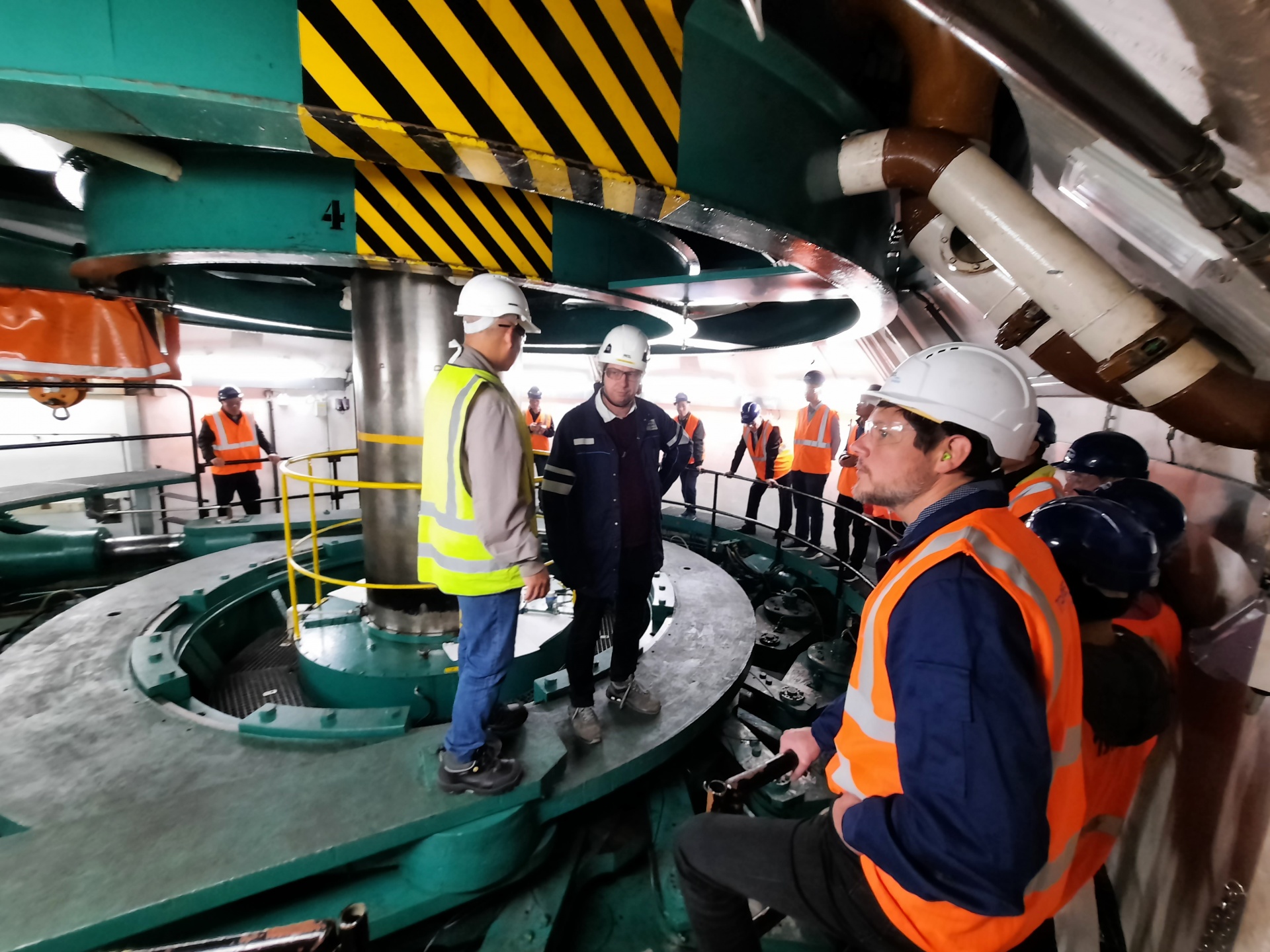 EVN delegation explores leading HSE practices at Coo Pumped Storage Plant in Belgium