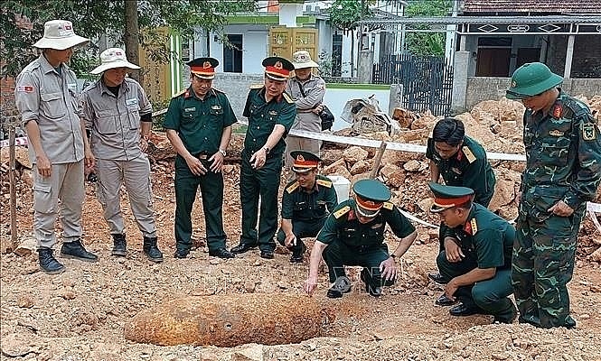 Wartime bomb safely detonated in Quang Binh