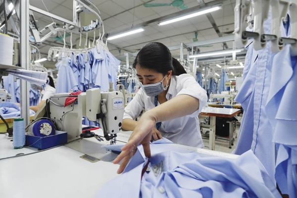 Textile apparel firms see mixed performance - Vimarsana News