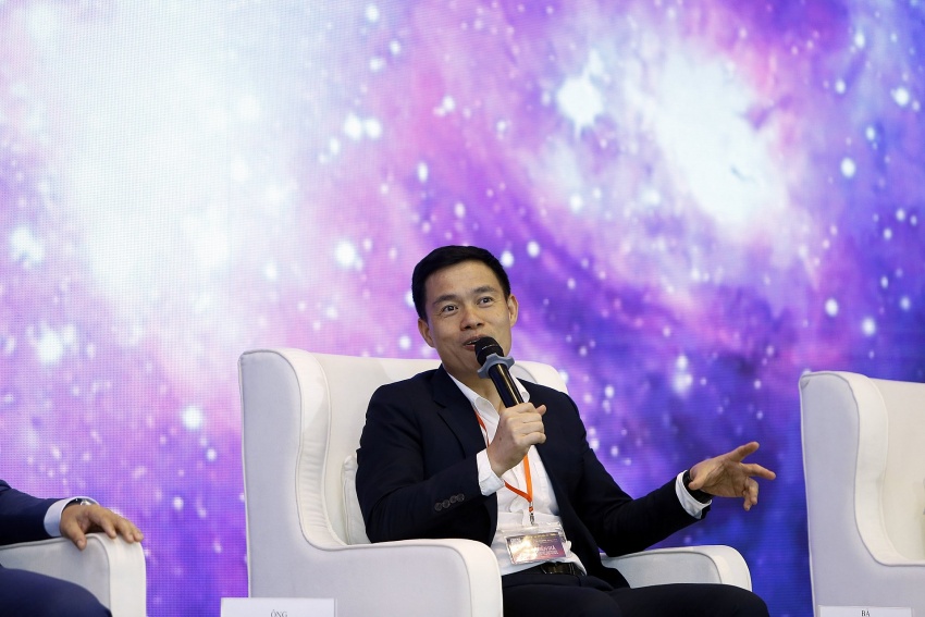 Le Duc Khanh, director of analysis at VPS Securities shared insights at the summit