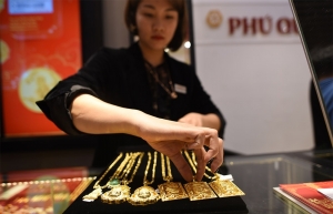 Central bank targets ongoing price control of gold market