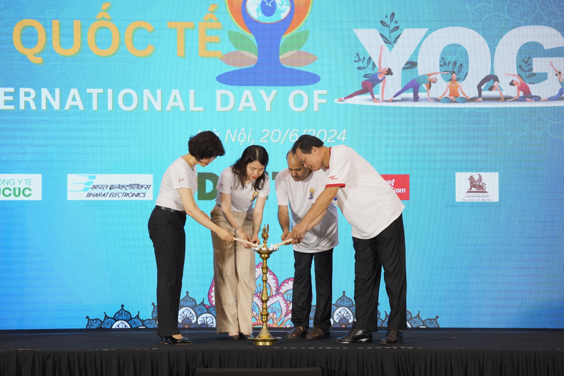 International Day of Yoga celebrated in Hanoi