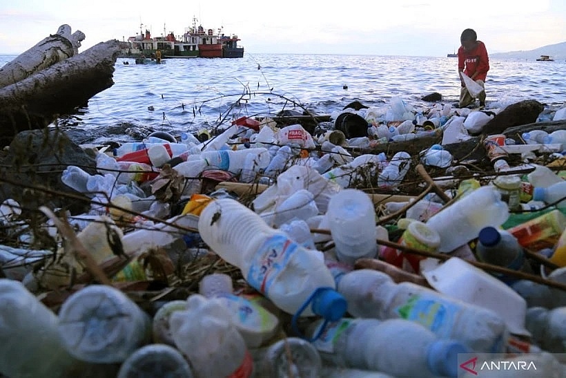 Indonesia optimistic of cutting ocean plastic waste by 70 per cent