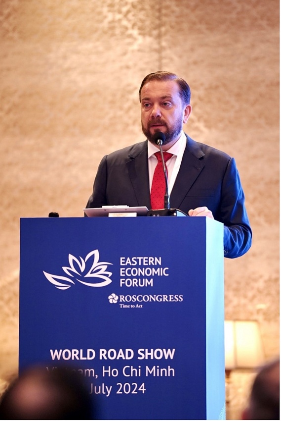 First off-site session of Eastern Economic Forum held in Vietnam