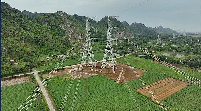 500kV transmission line switched on between Nam Dinh I TPP and Thanh Hoa