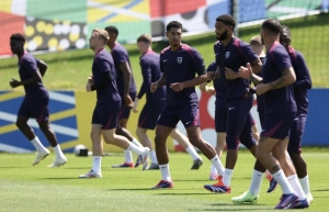 England ready to grasp shot at 'history' in Euros semi-final against the Dutch