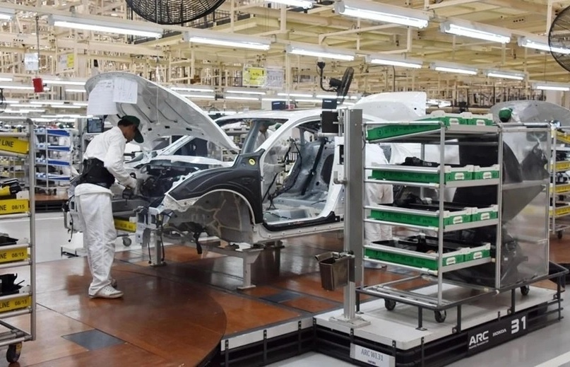 Honda Motor to reduce car production in Thailand