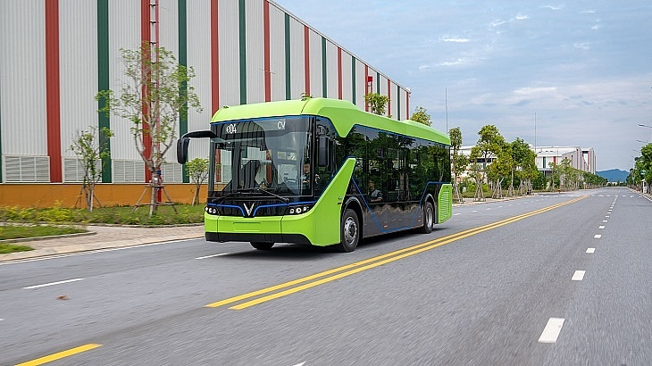Hanoi approves ambitious green bus plan