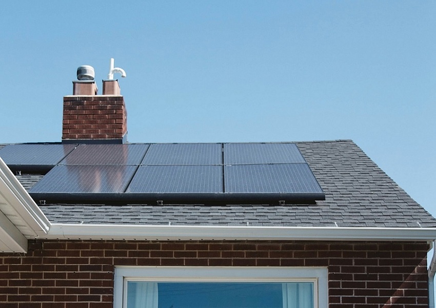 Excess rooftop solar power sales capped at 10 per cent of capacity