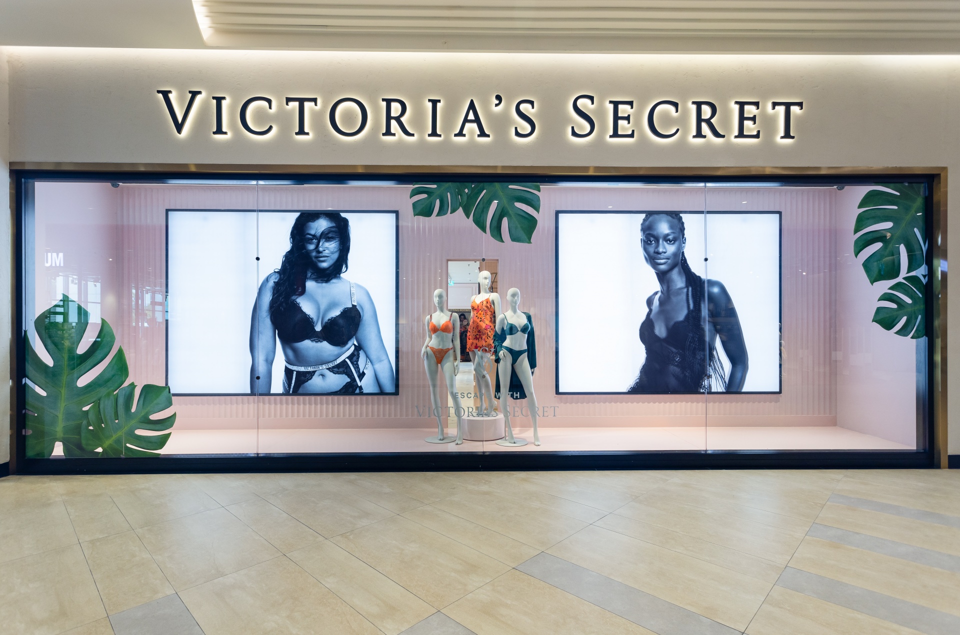 Victoria’s Secret opens first store in Hanoi