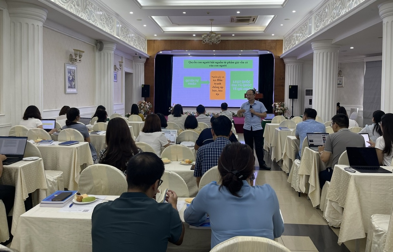 Propagating and disseminating policies on human rights in Vietnam