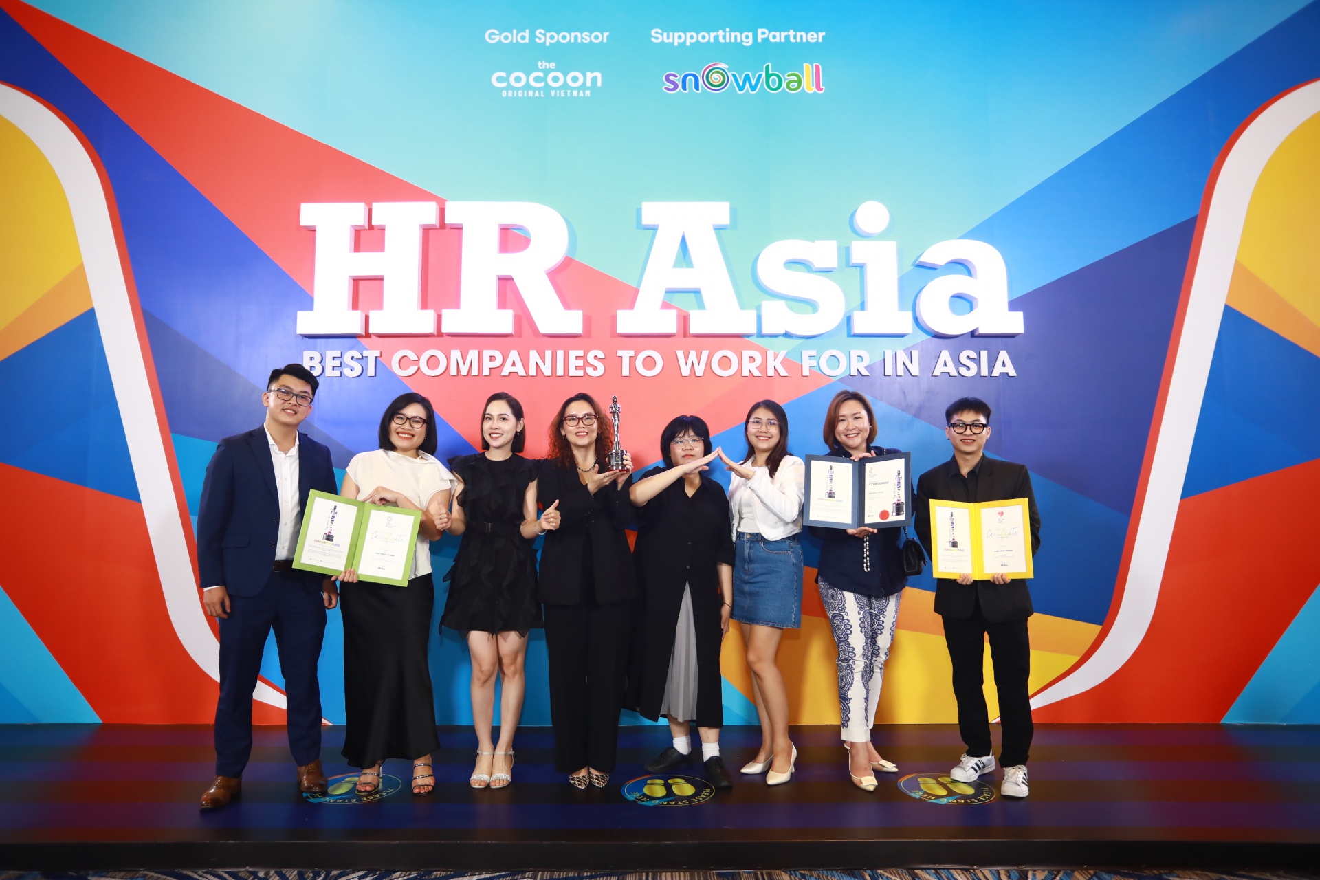 Home Credit recognised as one of the Best Companies to Work for in Asia