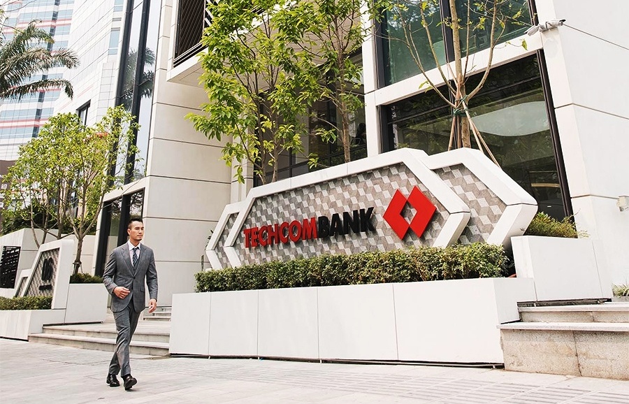 techcombank scoops three prestigious awards by asian banking finance magazine