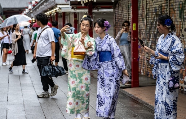 Inflation in Japan rises to 2.7 percent in July