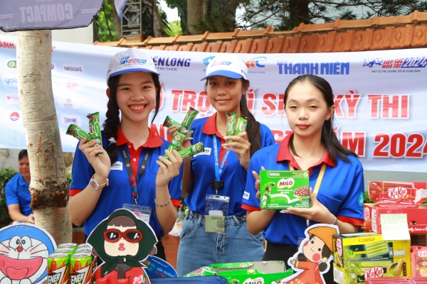 Nestlé Vietnam gives away nearly 200,000 gifts to support students across the country