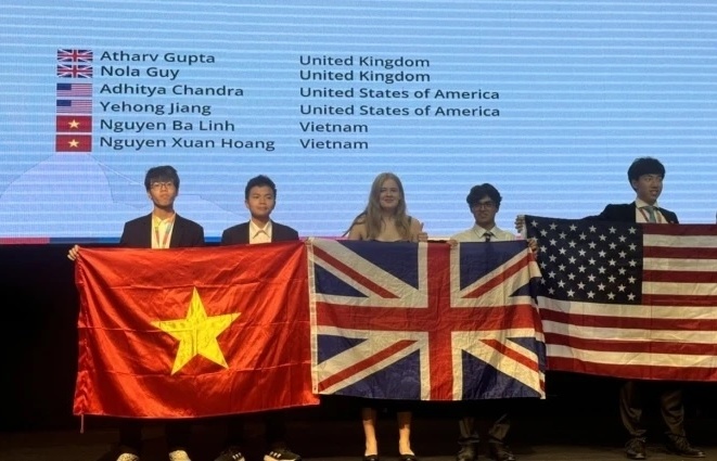 Five Vietnamese students bag medals at Int’l Astronomy, Astrophysics Olympiad