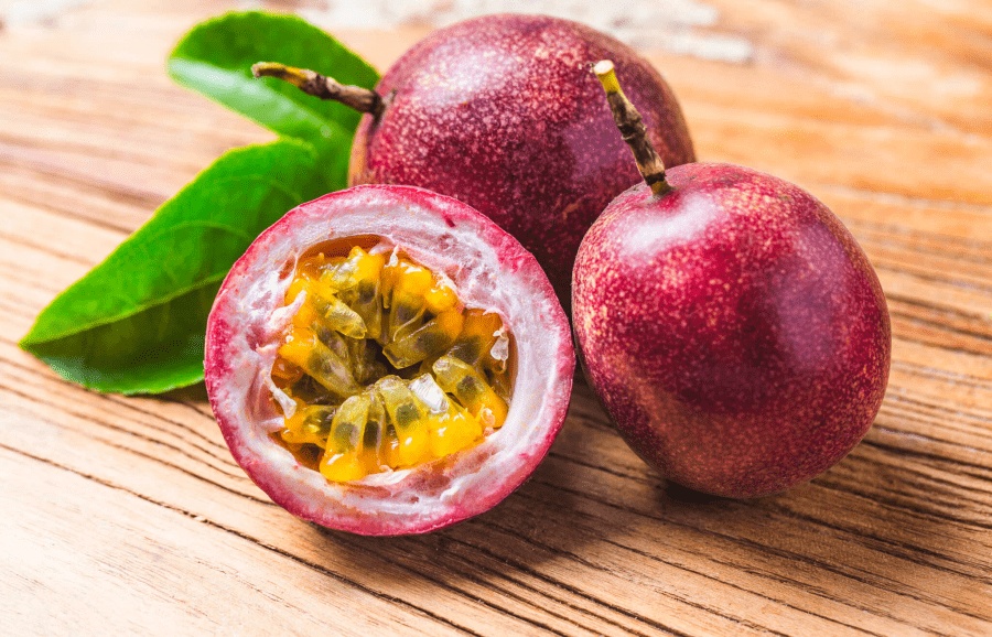 Vietnam approved to export passion fruit to Australia