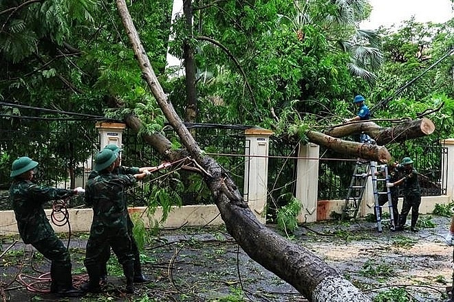 PM demands urgent measures to overcome typhoon consequences